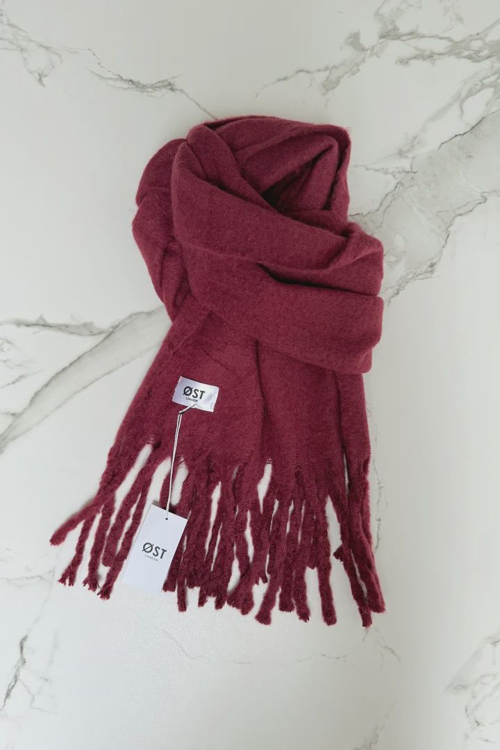 Pernille Oversized Burgundy Scarf