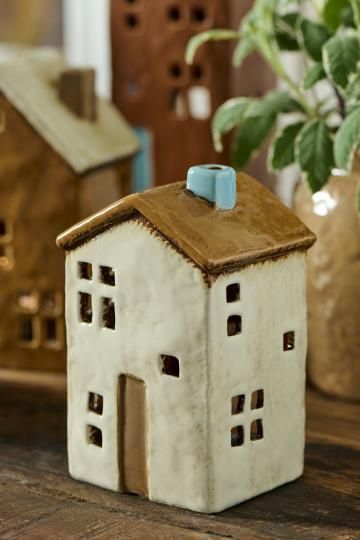 Small Brighton Brown Door Tealight House