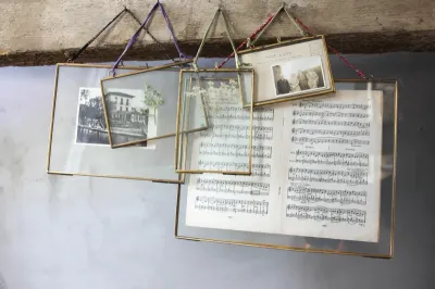 Small Kiko Frame 4x6"