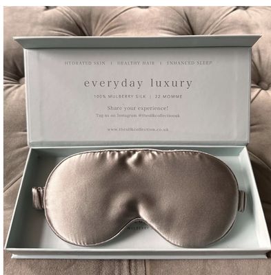 Oyster Pure Silk Eye Mask