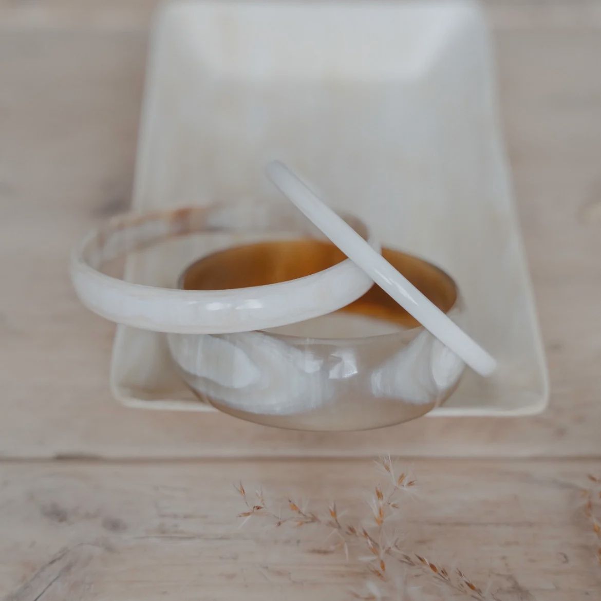 Wide Horn Bangle, Colour: Light