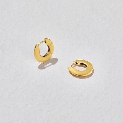 Essence Gold Hoop Earrings