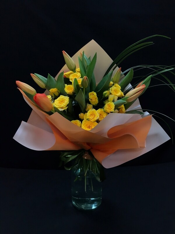 Bouquet Love in Yellow