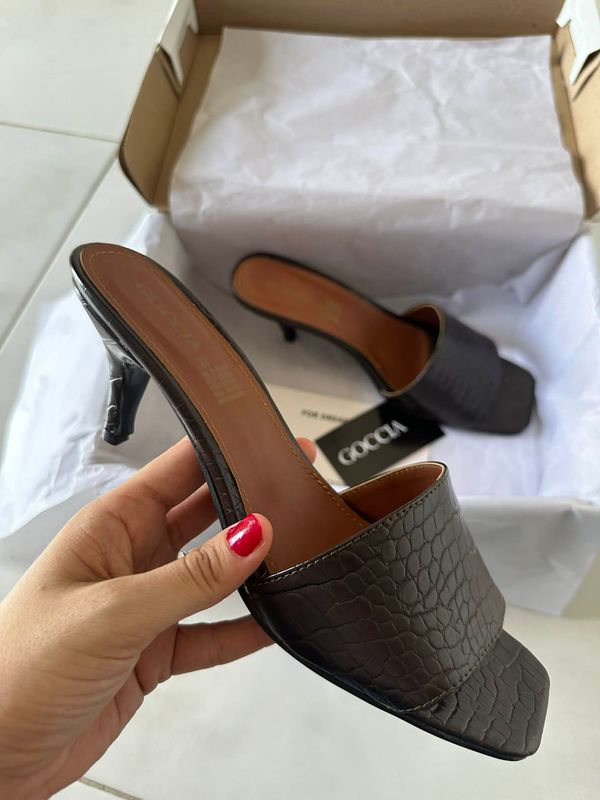 Zapatilla Polonia - Chocolate Zapatilla Polonia - Chocolate