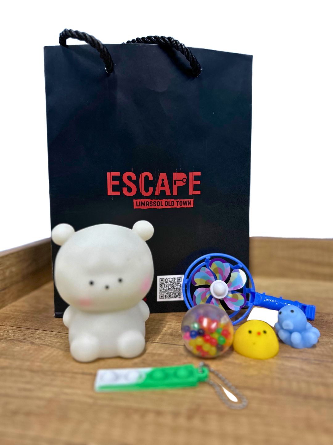 GIFT BAG WITH RANDOM BED TEDDY LAMP