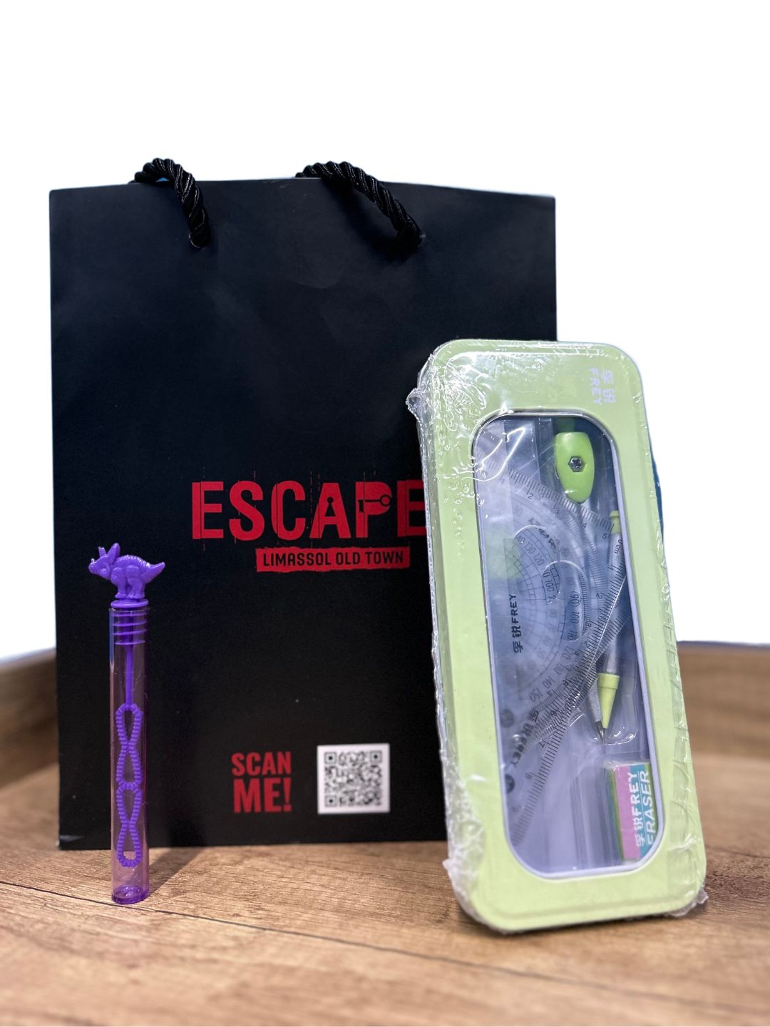 GIFT BAG WITH RANDOM MATH  GEOMETRIC KIDS SET