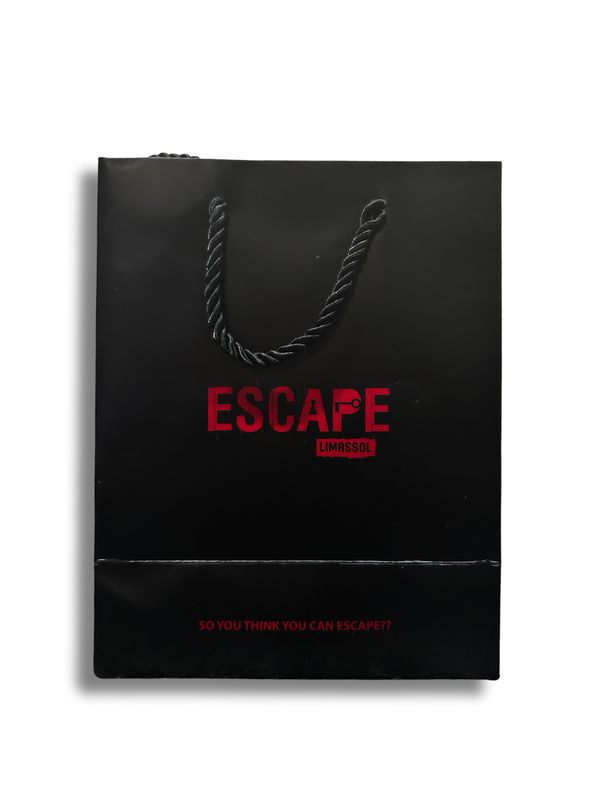 GIFT BAG WITH T-SHIRT ESCAPE
