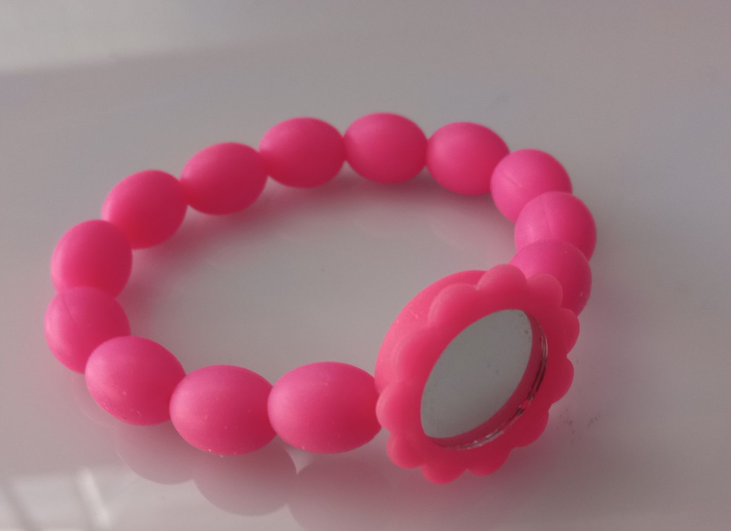 DIY Mirror Flower Bracelet