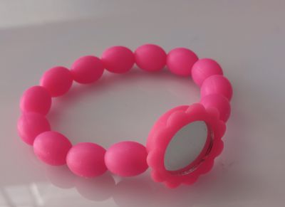 DIY Mirror Flower Bracelet