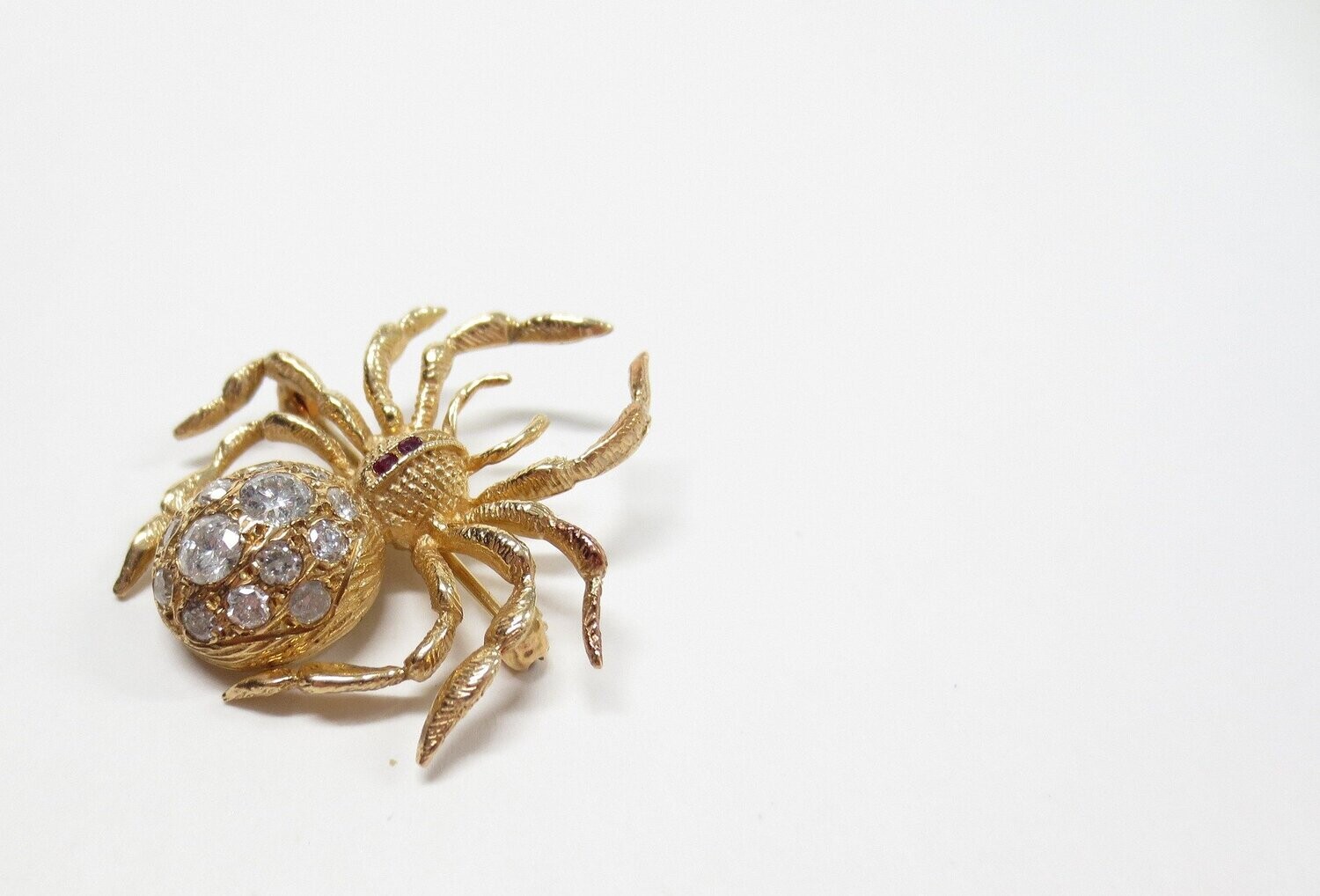 18kt Yellow Gold  Spider Brooch Pin