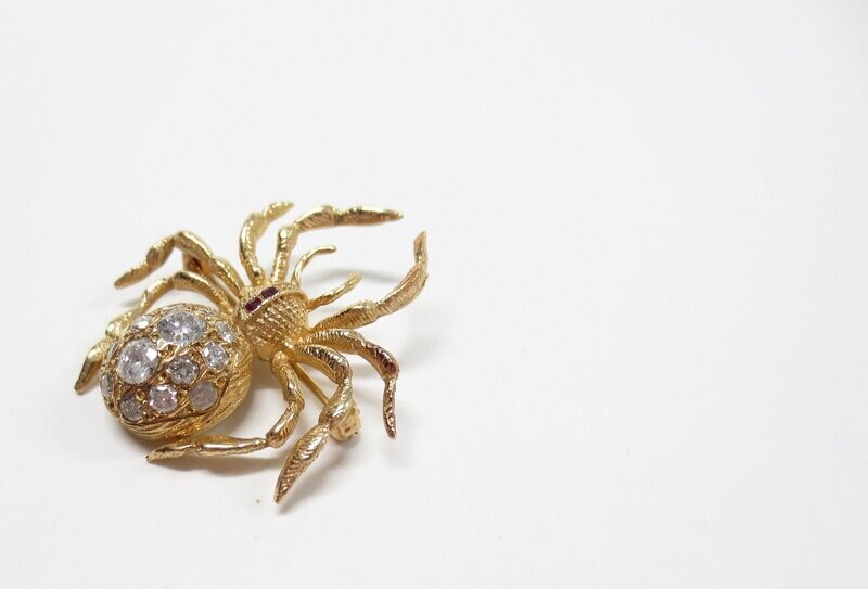 18kt Yellow Gold  Spider Brooch Pin