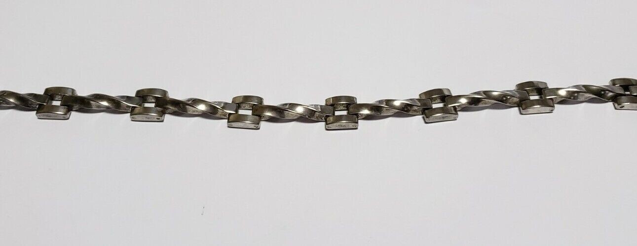 Vintage Unique Signed Sterling Silver Twisted Link Bracelet 7.75"