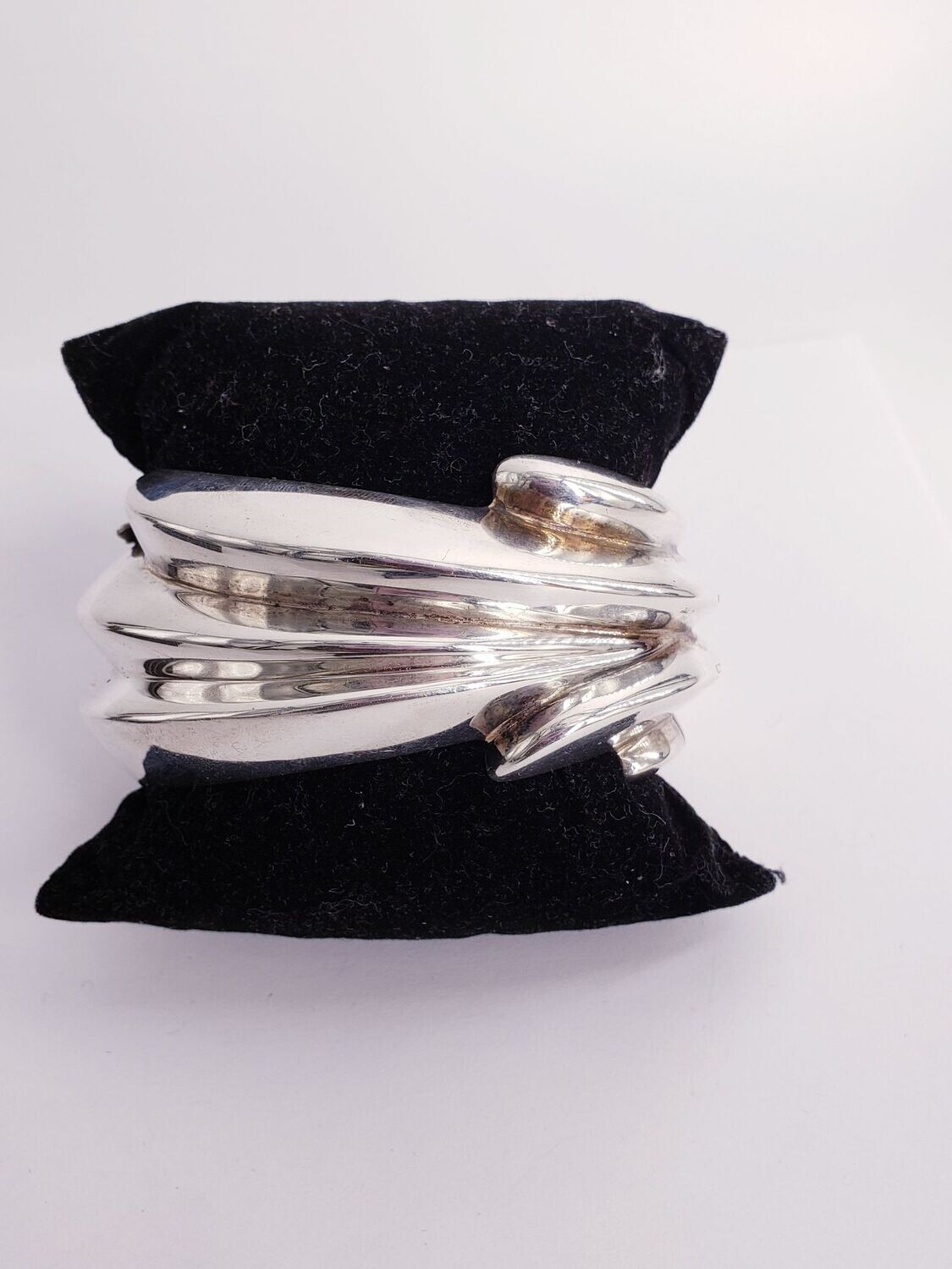 Mikal-Jon Bahaniyan Sterling Silver Art Deco Modernist Style Reversible Bangle Bracelet.
