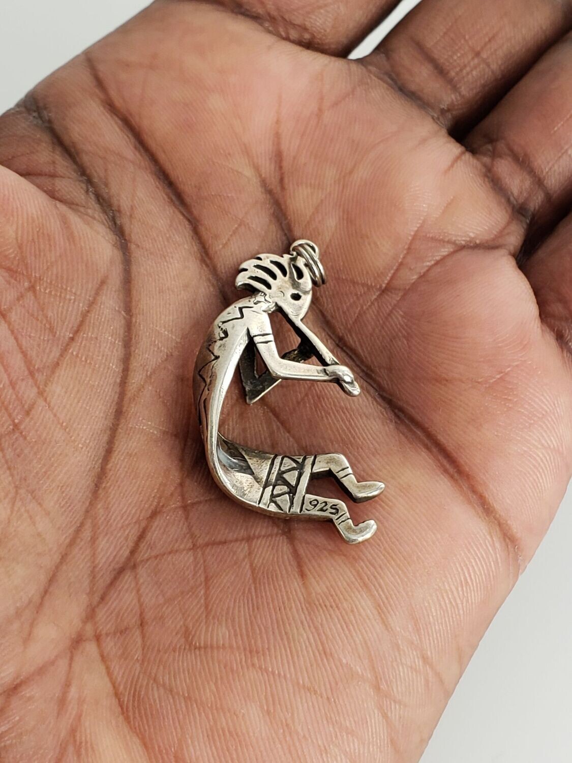 Vintage Native American Hand Sculpted Engraved KOKOPELI Flute Player Pendant