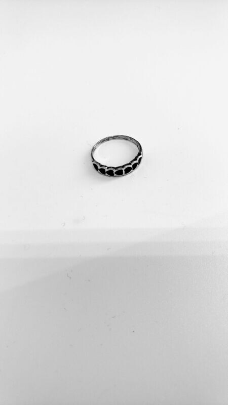 Vintage Sterling Silver Black Onyx Inlay 8 Heart Ring Signed OZ Size 4.75