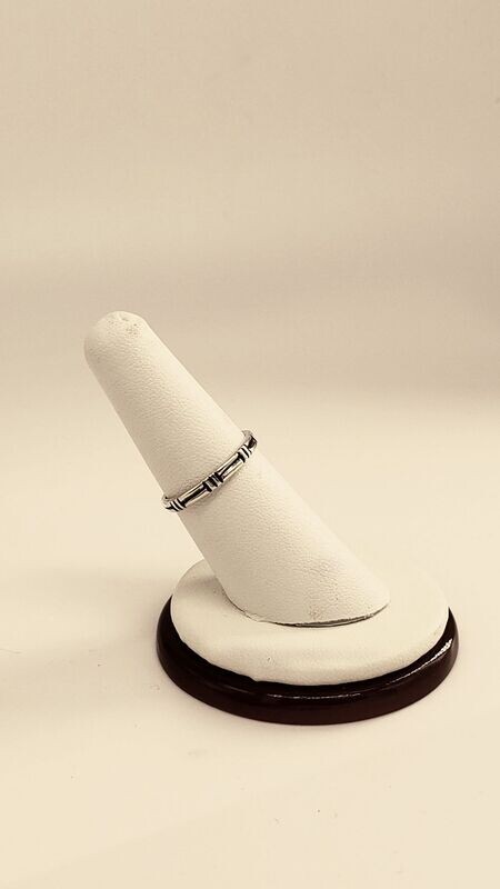 Vintage 2.6mm Sterling Silver Engraved Bamboo Style Ring Size 6.75