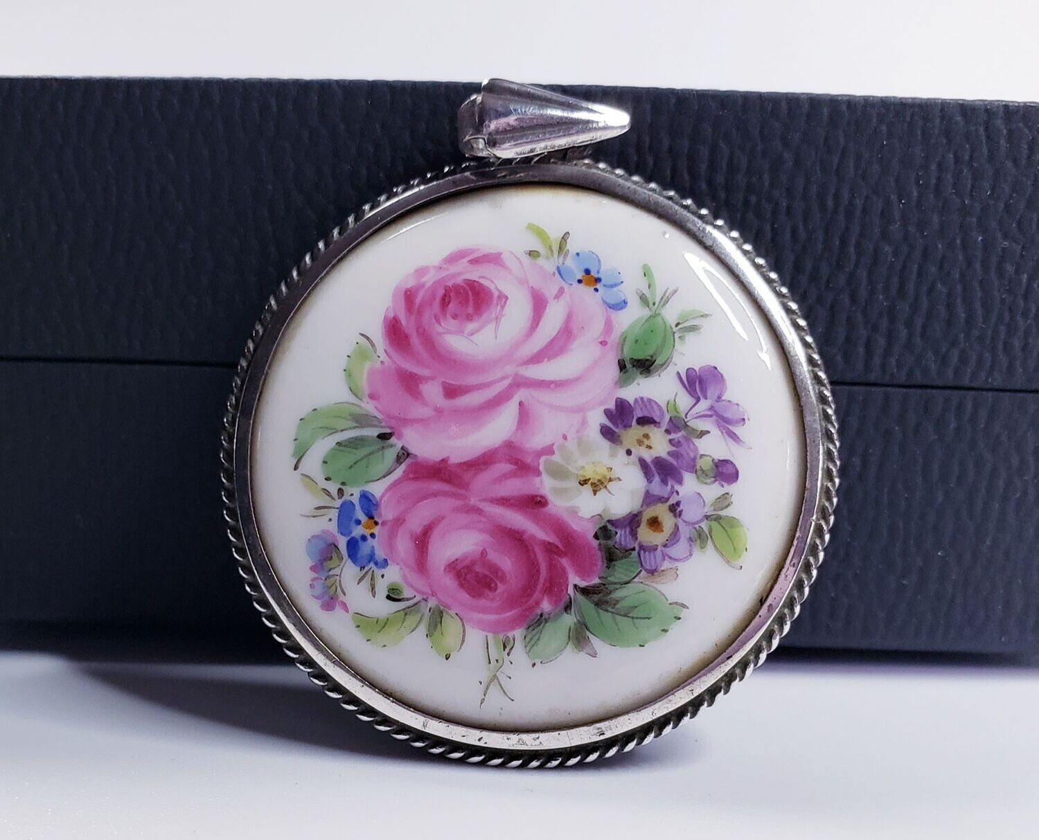 925 Sterling Silver Vintage Floral Bezel Set Style Porcelain Pendant.