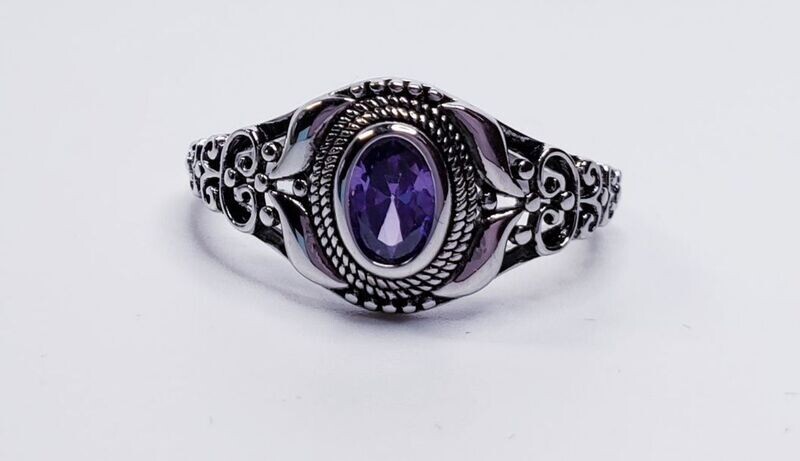 Vintage Estate Sterling Silver Filigree Ring With Amethyst Sz9