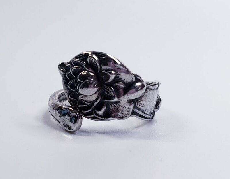 Sterling Silver Vintage Spoon Style Ring Size 7