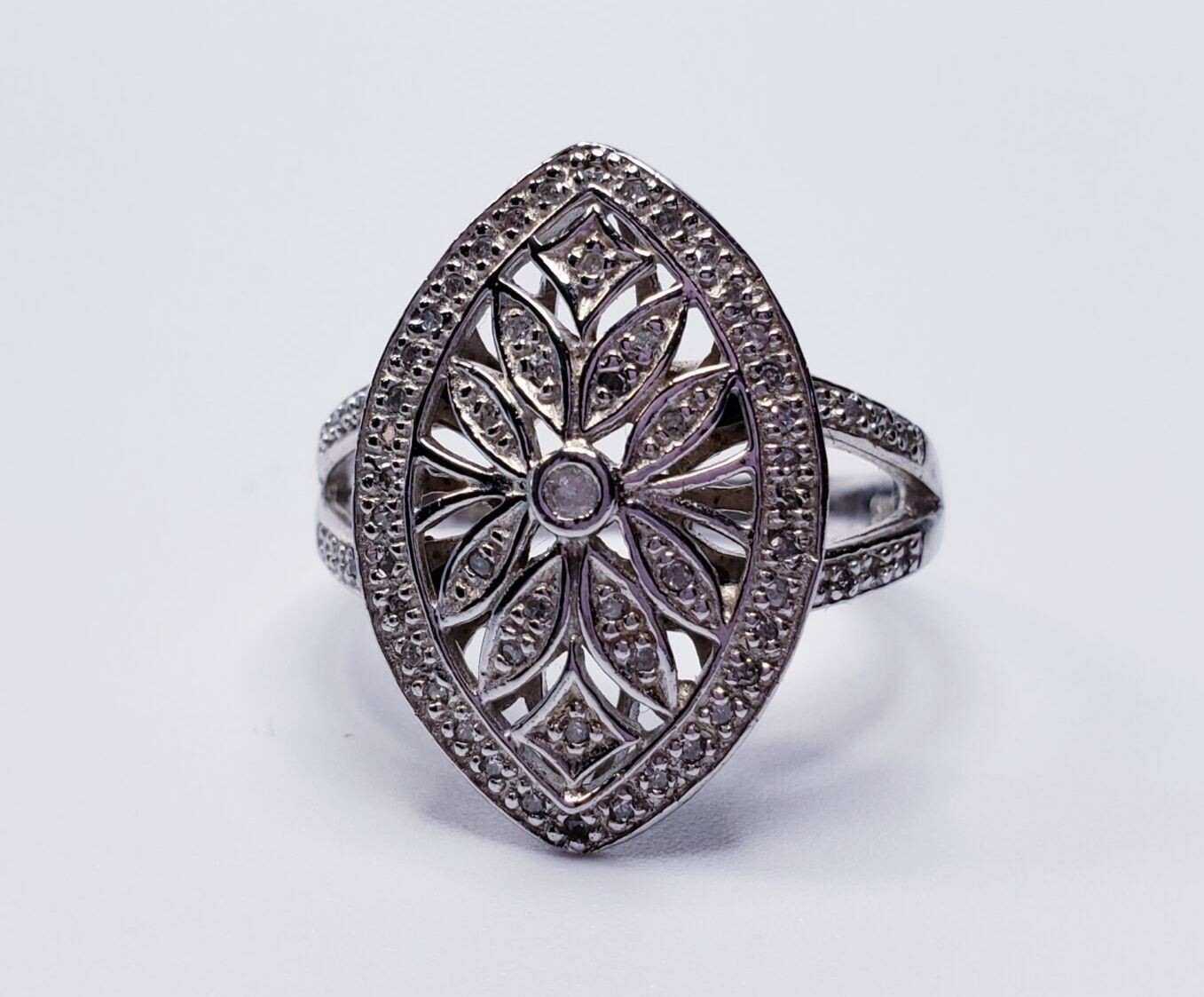 Estate Fancy Art Deco Look Sterling Silver Cocktail Floral Style Cz Ring Size 9