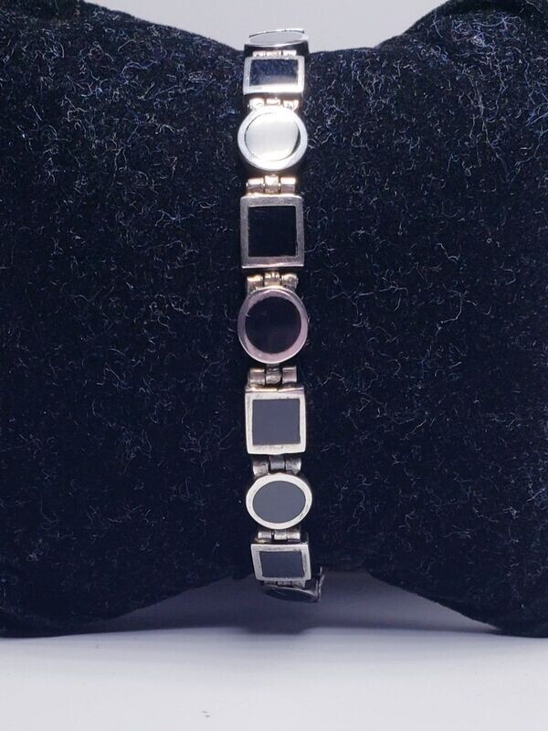 Vintage Sterling Silver Geometric Design Black Onyx Panel Bracelet 8"