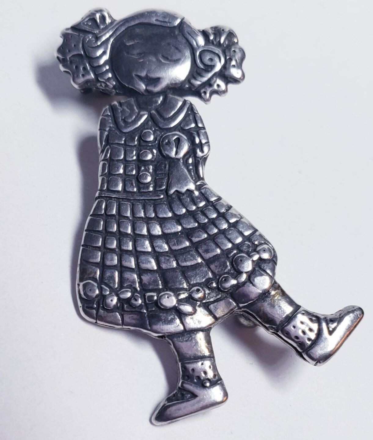 Vintage Sterling Silver Little Girl Singing Brooch Pin