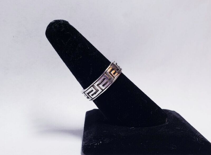 Vintage Sterling Silver Thick Greek Key Design Band Ring Size 7