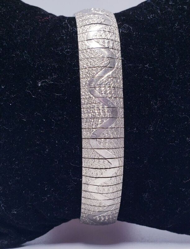 Vintage Sterling Silver Italian Matte Finish Omega Bracelet 7.5"