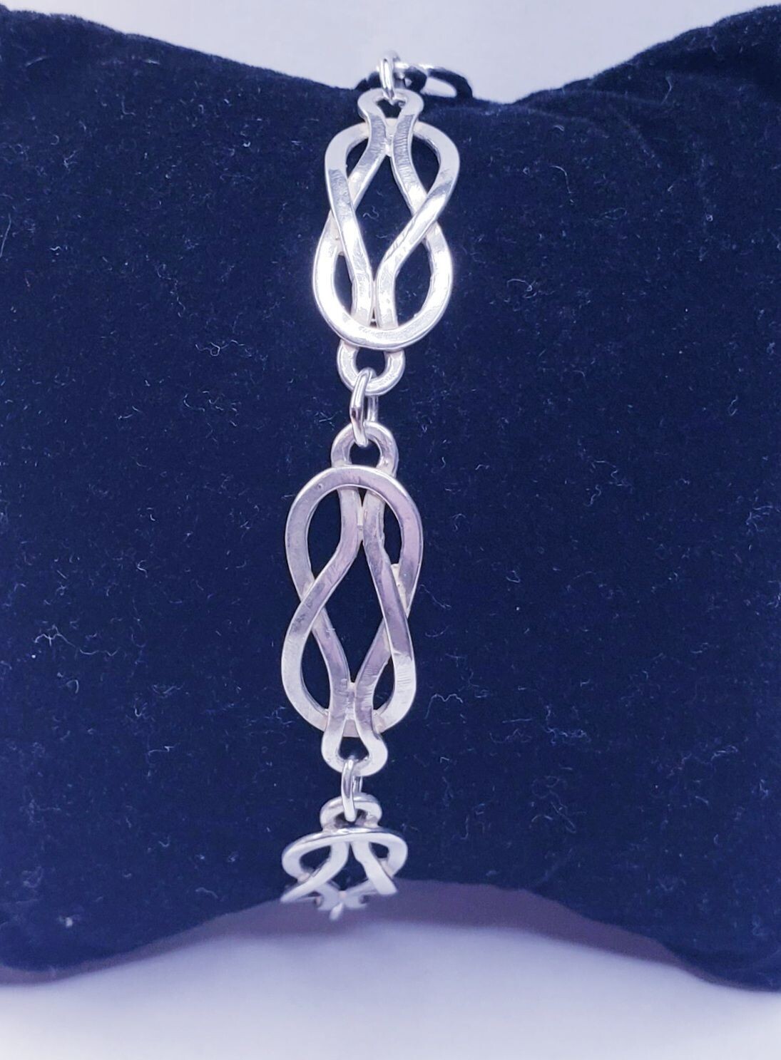 Davian Celtic Love Knot Sterling Silver Bracelet 7.25"