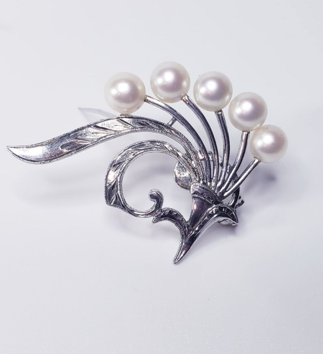 Modernist Engraved Sterling Silver Splay Pearl Brooch Pin