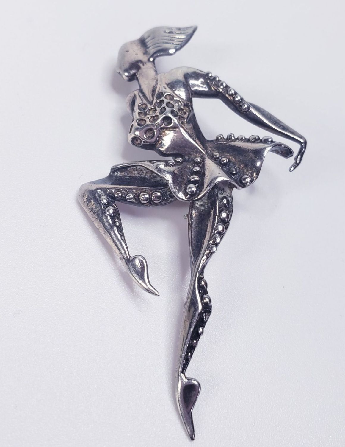 Sterling Silver Sculpted Ballet Dancer Brooch Pin.