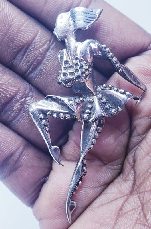 Sterling Silver Sculpted Ballet Dancer Brooch Pin.