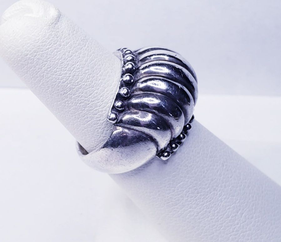 Ribbed Beaded Dome Style Sterling Silver Ring Size 6