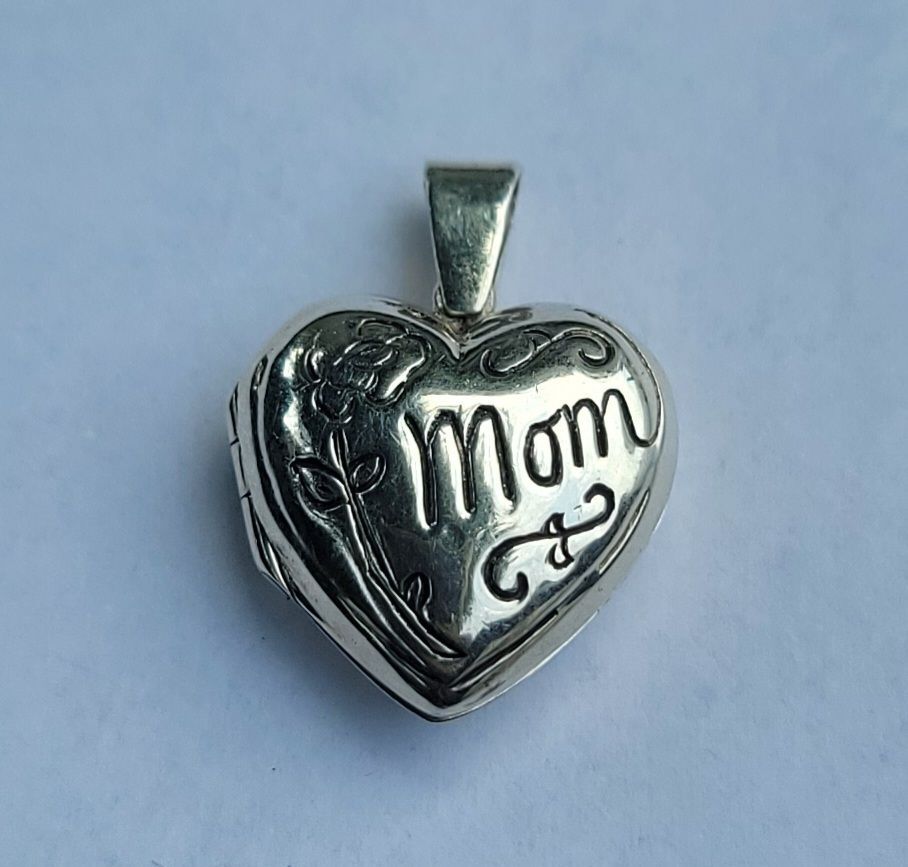 Mom Puffy Heart Locket Sterling Silver Pendant