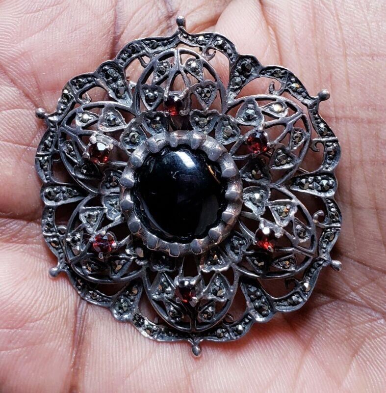 Vintage Sterling Silver Floral Filigree Black Onyx, Garnet &Marcasite Brooch Pin Vintage Sterling Silver Floral Filigree Black Onyx, Garnet &Marcasite Brooch Pin