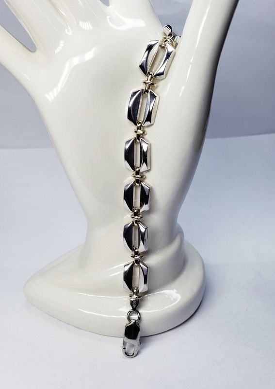 14k Gold Cowrie Style Sterling Silver Bracelet 7.75" Long