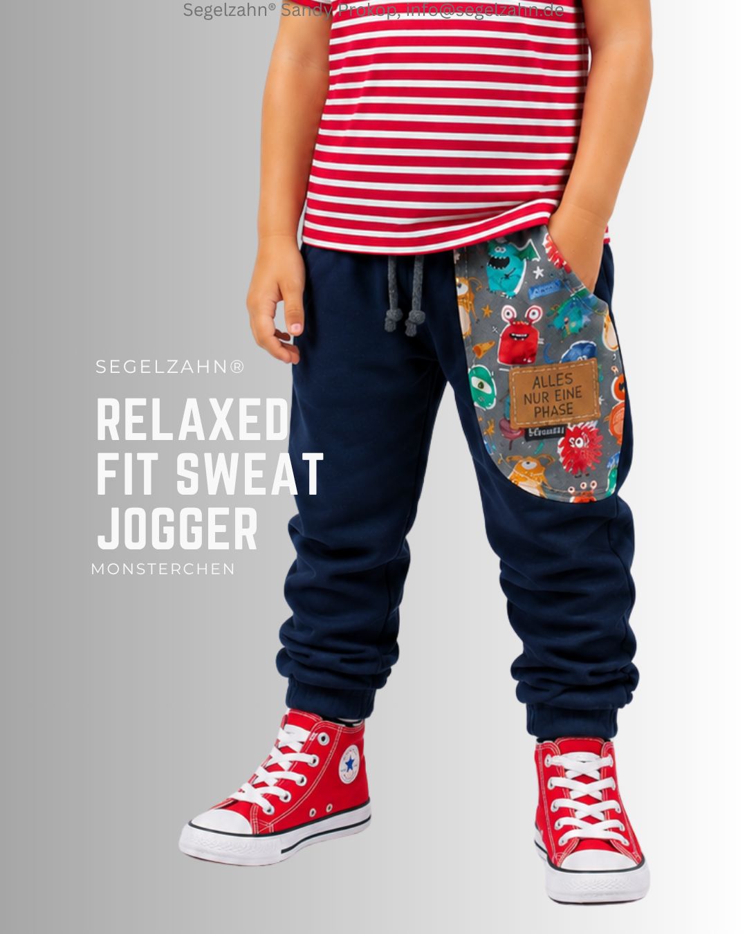 Kinder Sweat Hose > Slim Fit Jogger Dunkelblau | kleine Monster | Jogginghose Unisex | Mitwachshose Junge Mädchen | blaue Sweathose Kinder Sweat Hose dunkelblau Slim Fit Jogger mit Monsterchen-Seitentasche und Softbündchen