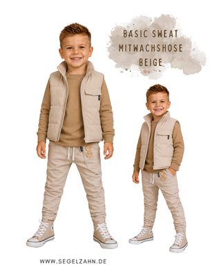 Kinder Sweathose Beige | Mitwachshose Unisex | Slim Fit Jogger | Jogginghose French Terry | Kinderhose Uni einfarbig schlicht Kinder Sweathose in Beige aus French Terry, Slim Fit Mitwachshose für Jungen und Mädchen mit Holzknöpfen und weichen Bündchen