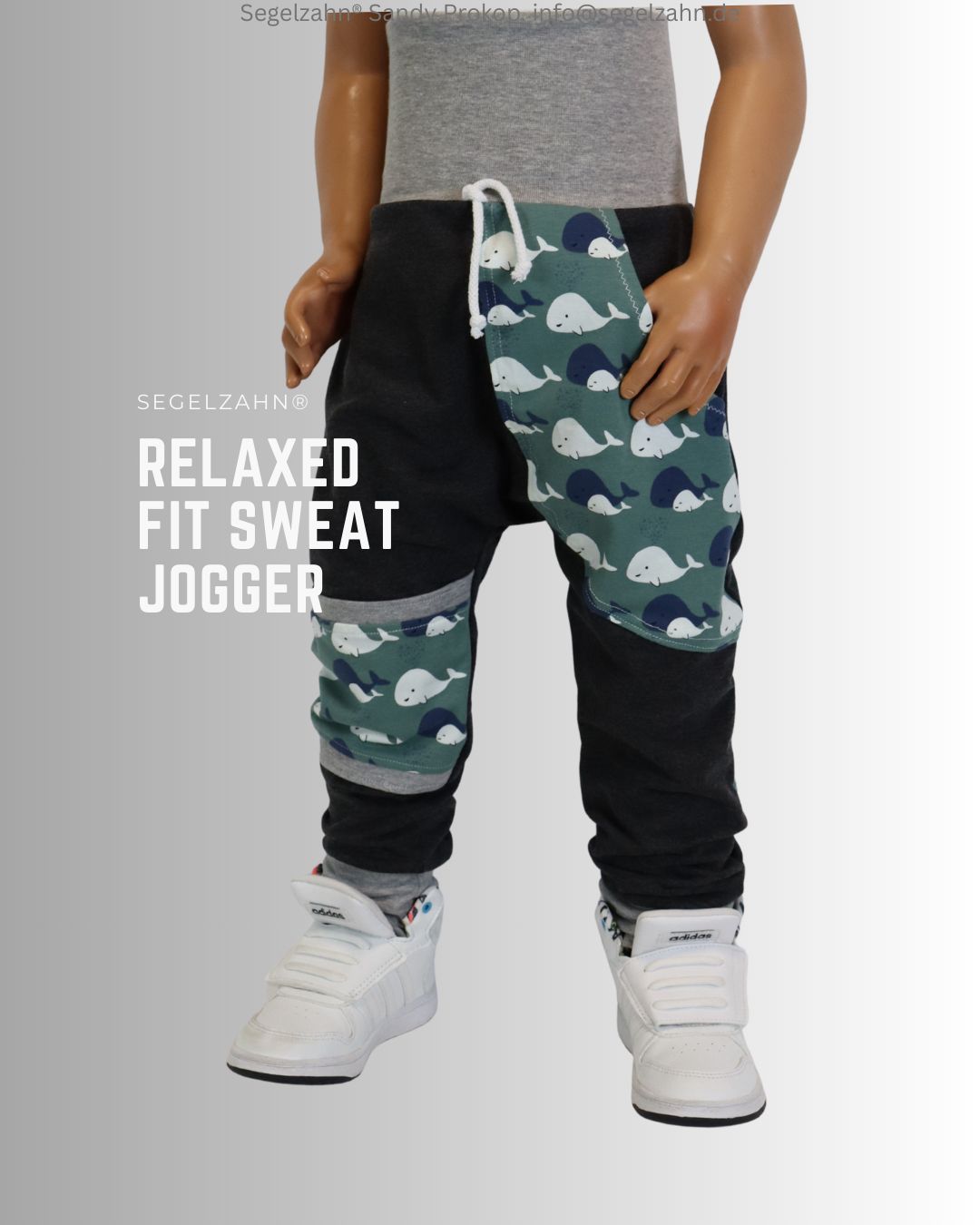 Sweat Hose Kinder, Dunkelgraue Slim Fit Jogger aus weichem french terry Sweatstoff mit großer Seitentasche maritim wale, pass