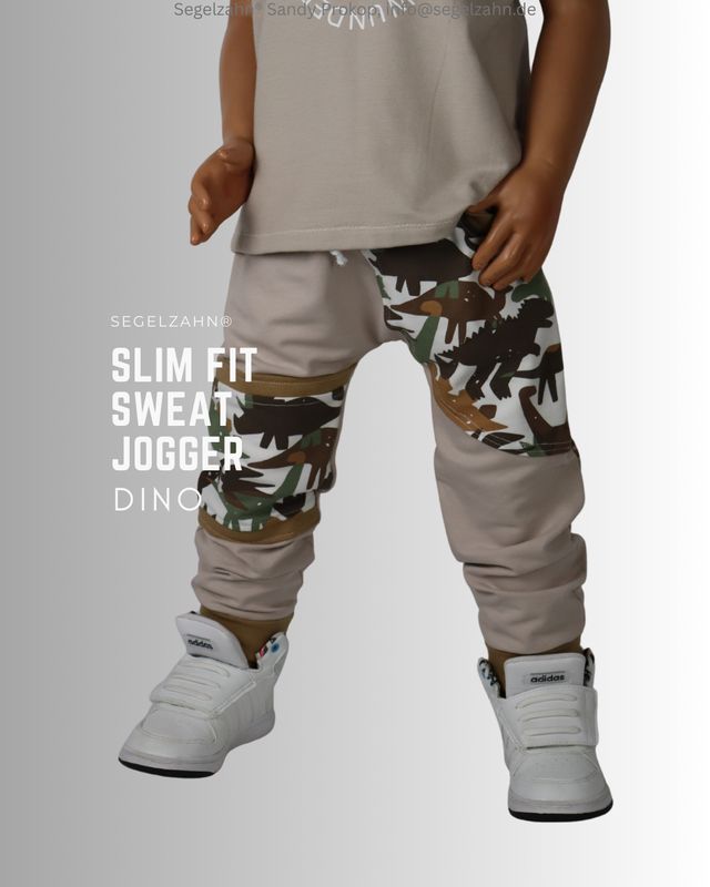 Sweat Hose Kinder beige, Slim Fit Jogger aus French Terry Sweatstoff mit großer Dino Seitentasche, passendem Kniepatch, Dekob