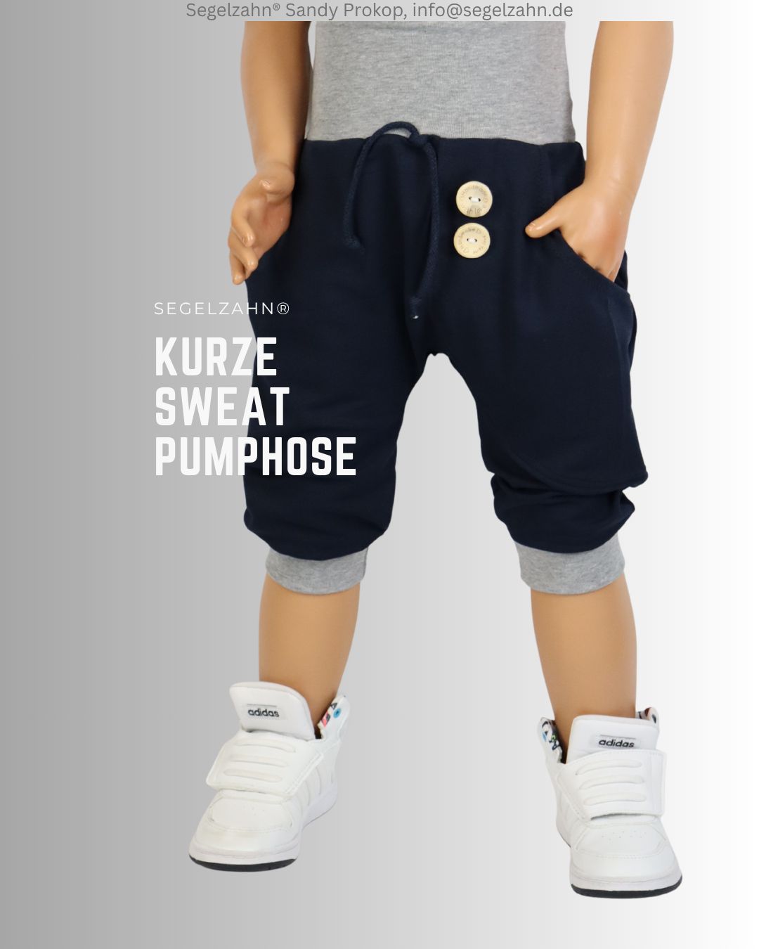 kurze Hose Kinder, Unisex geschnittene kurze Pumphose in Dunkelblau aus weichem French Terry Sweatstoff mit unifarbener Seite