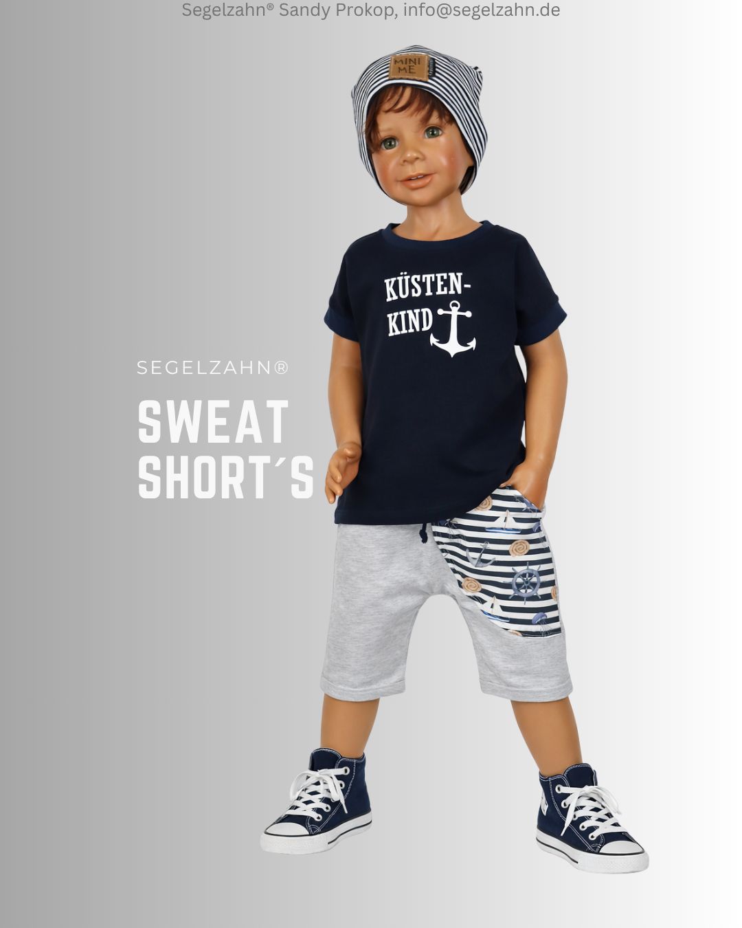 Shorts, kurze Hose Kinder, Unisex Sommerhose Sweat Shorts Grau maritim, Segelzahn Sommer Kleidung kurze Hose Kinder, Sweat Shorts Hellgrau meliert mit cooler maritim gestreiften Seitentasche mit Booten und Ankern, Kinderhos