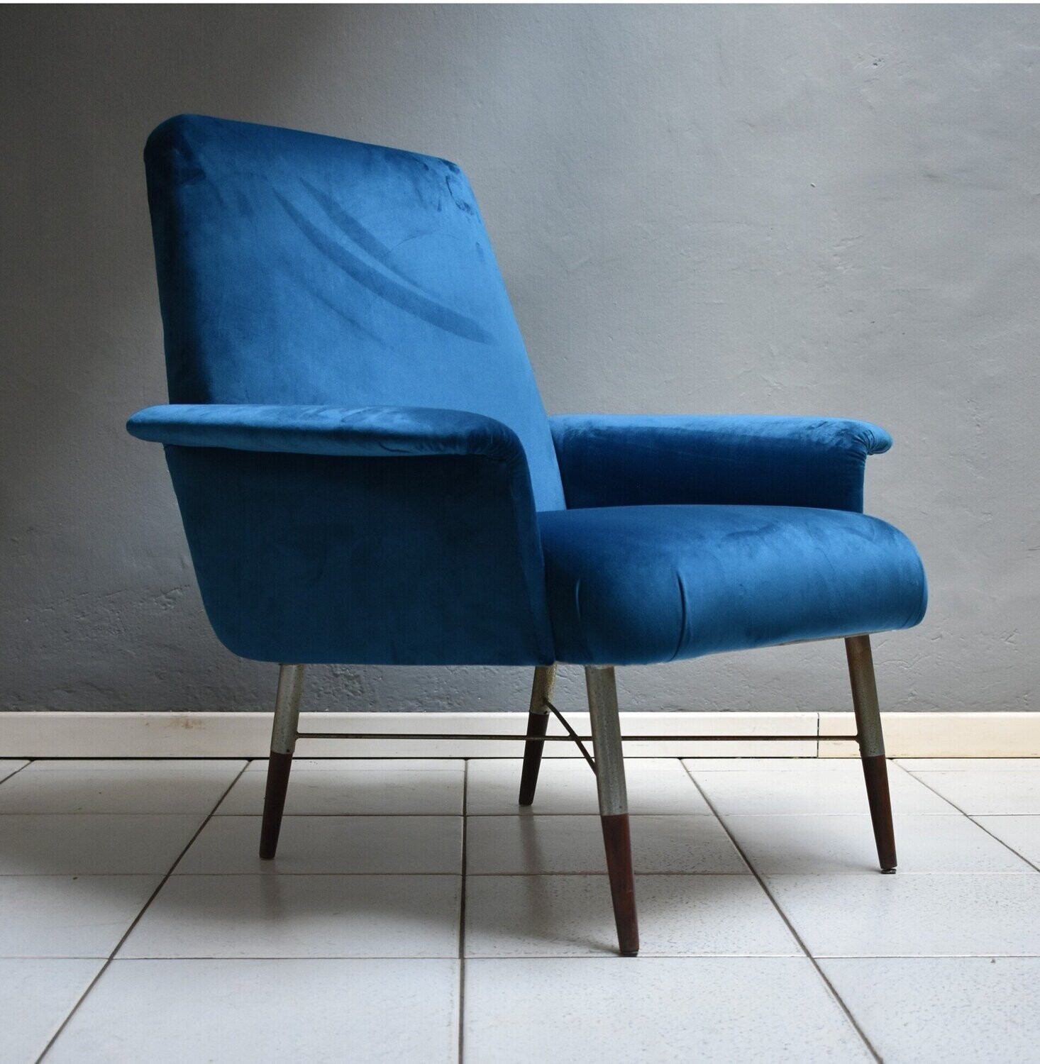 ​​Poltrona vintage anni Sessanta, manifattura Italiana