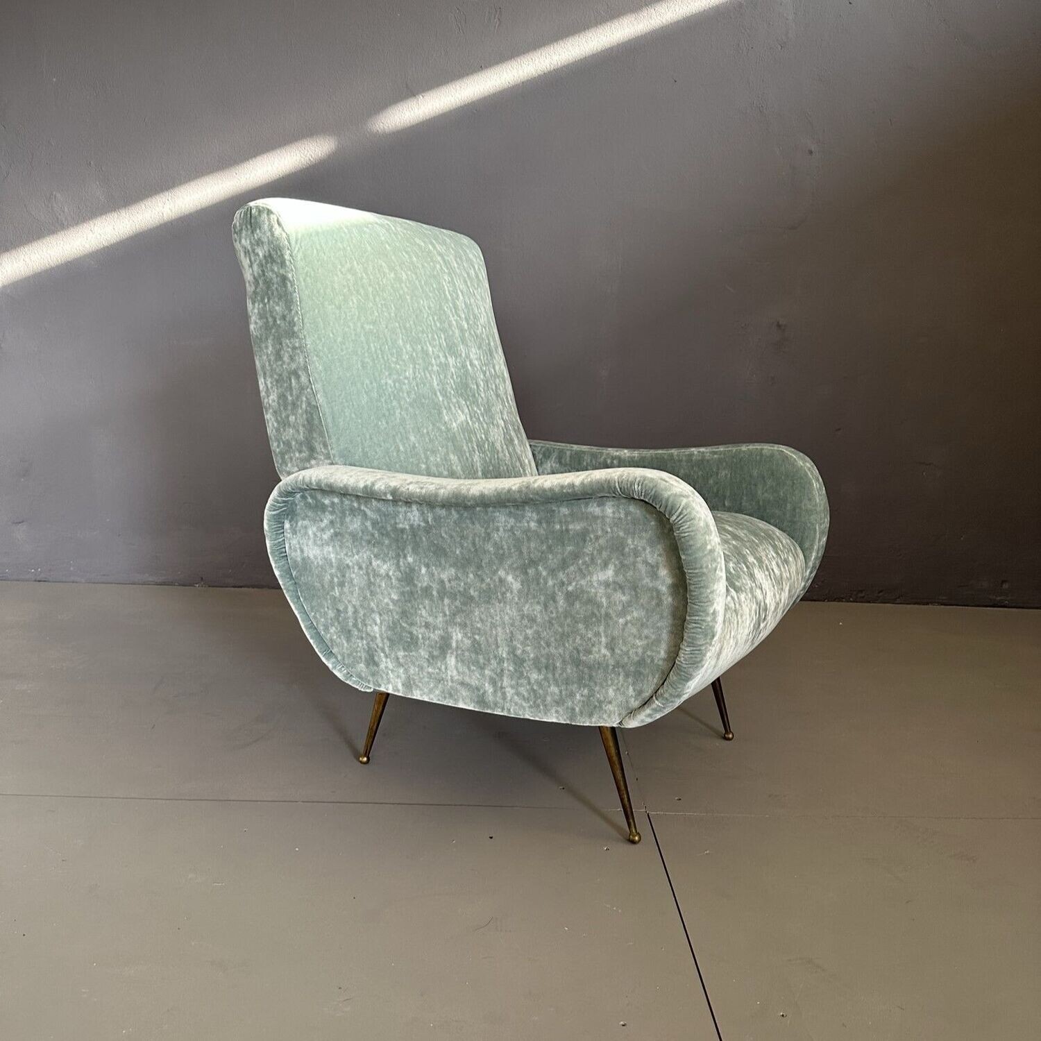Poltrona vintage anni '60, in velluto
