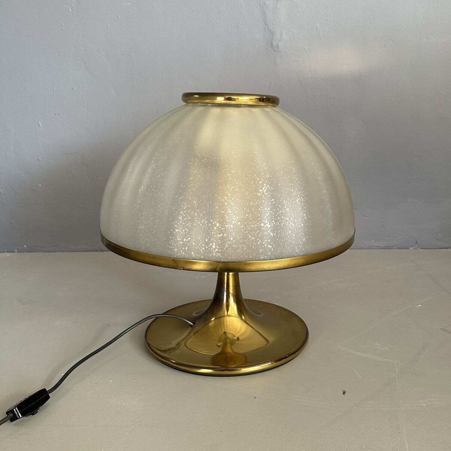 ​Lampada da tavolo a fungo, design di F. Fabbian, manifattura Italiana, anni Settanta