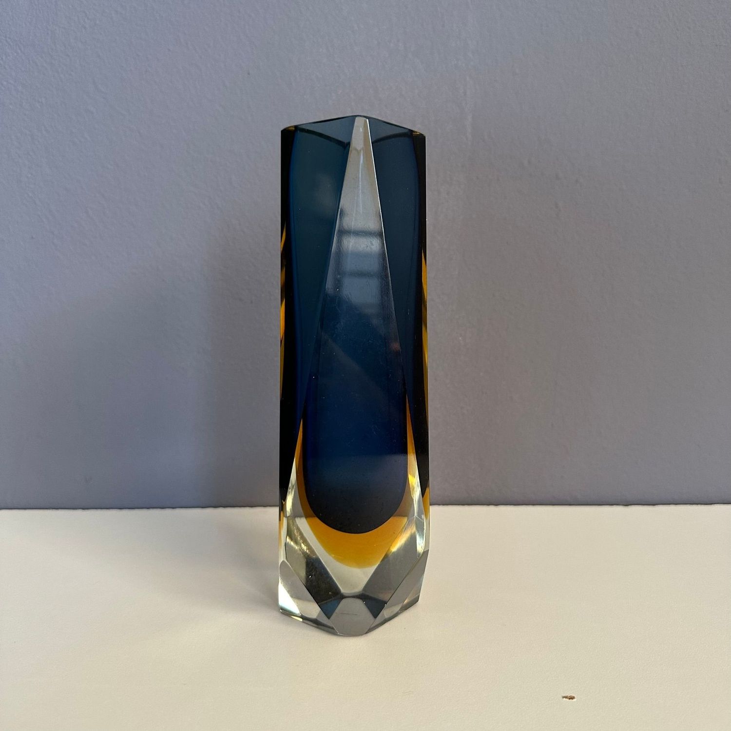 Vaso sommerso in vetro Murano, anni 60 blu e giallo
