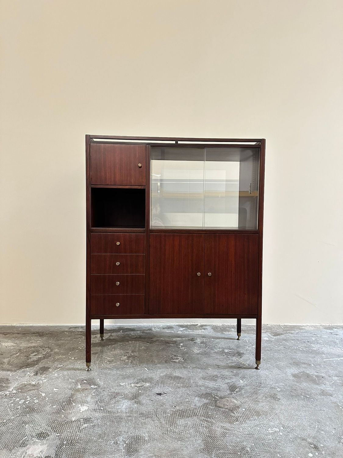 Mobile anni Sessanta, design by Carlo de Carli