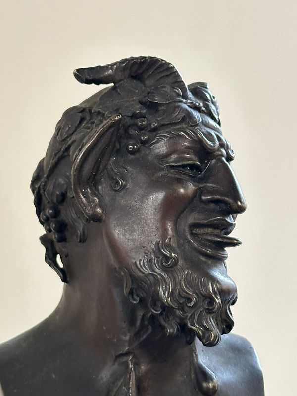 Scultura in bronzo raffigurante un Satiro, risalente al XIX secolo ca.