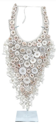 COLLAR PAPÚA de concha de céfiro en soporte | Rosa
