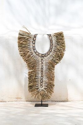 Collar Lidah Tierra